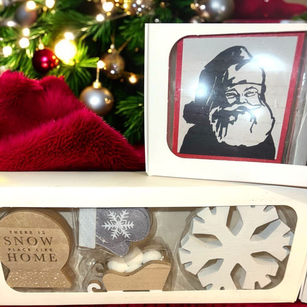 3x Christmas SANTA BE JOLLY 2022 Set of Tiered Tray Props**New in sealed box - Picture 3 of 4